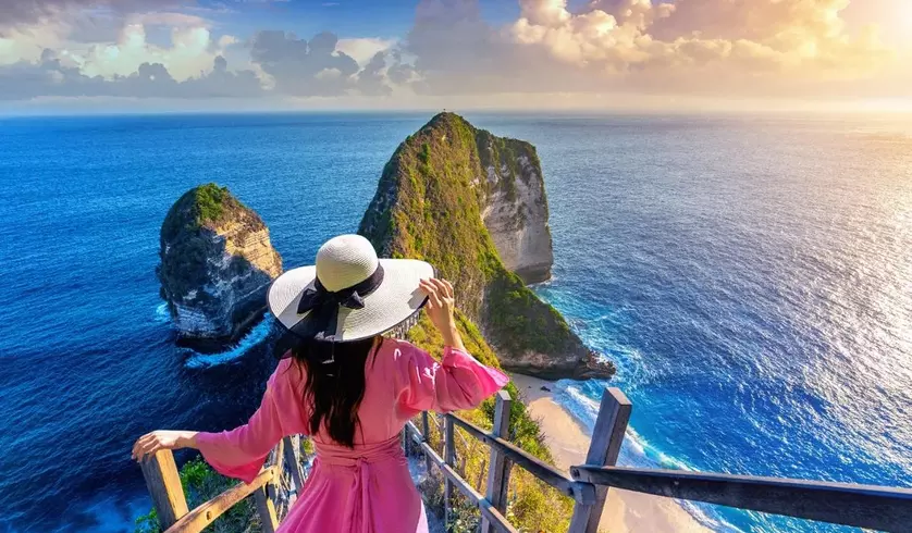 Geliat Industri Pariwisata Nasional Jelang Libur Akhir Tahun